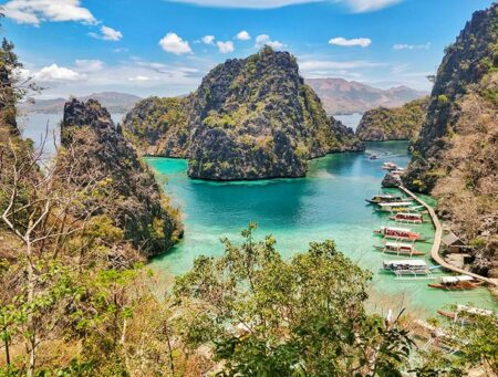 Coron Island Hopping: Lakes, Lagoons and Underwater Gardens