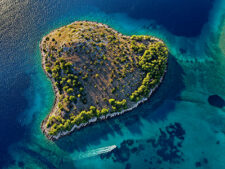 Heart-Shaped Islands of Croatia: Love Oases in the Adriatic - Pipeaway