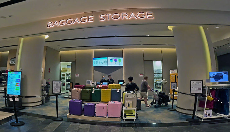 Smarte Carte, baggage storage facility at Jewel Changi Airport in Singapore; photo by Ivan Kralj.