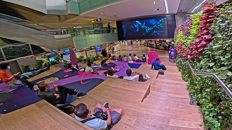 ST3PS cinema at Singapore Changi Airport's Terminal 3, screening "Pirates of the Caribbean"; photo by Ivan Kralj